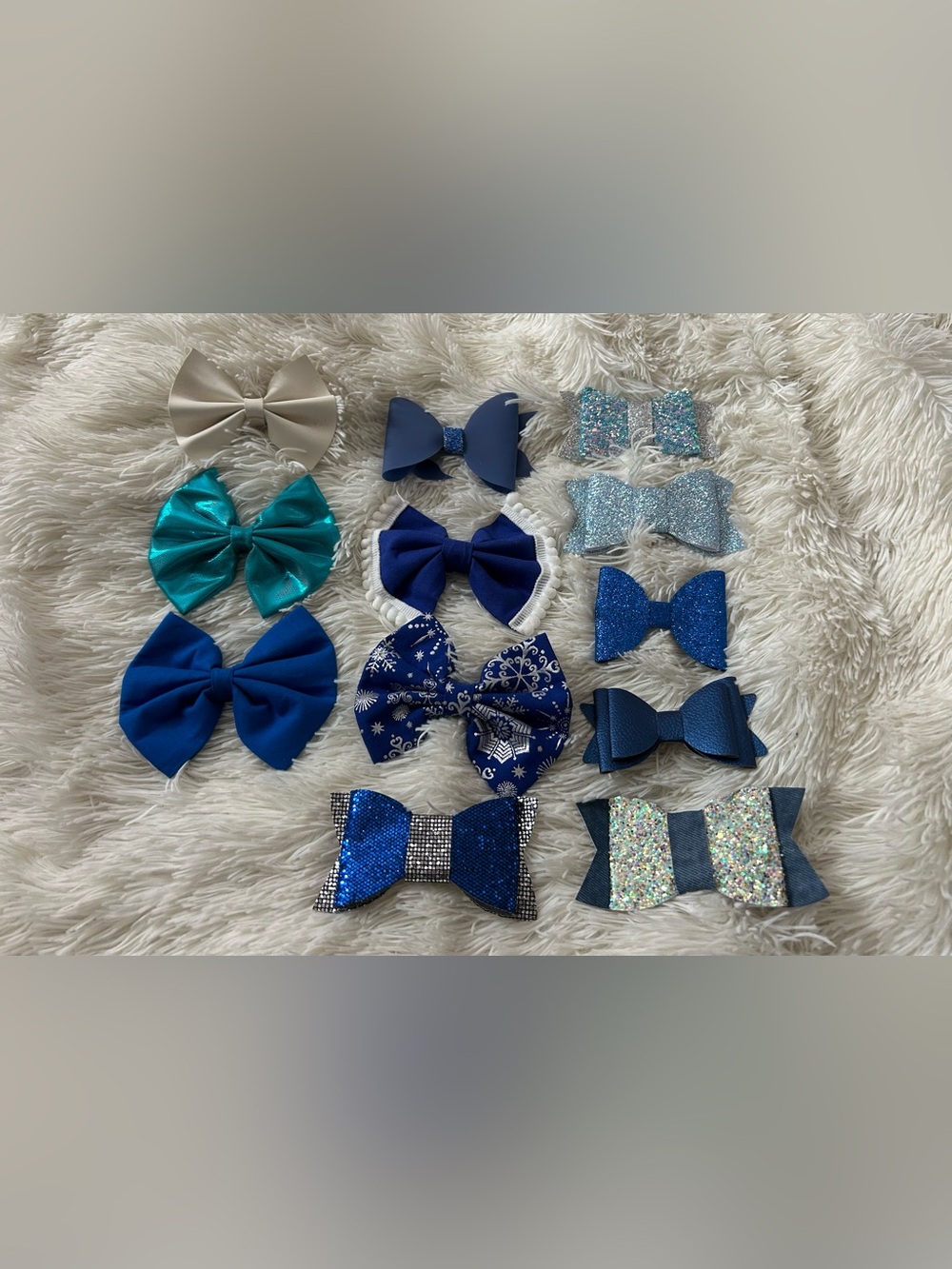 Bow Collection - Picture 2 of 3